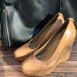 Stuart Weitzman Tan Patent Leather Wedges
